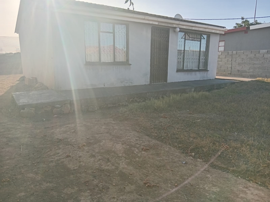 2 Bedroom Property for Sale in Kwa Nobuhle Eastern Cape